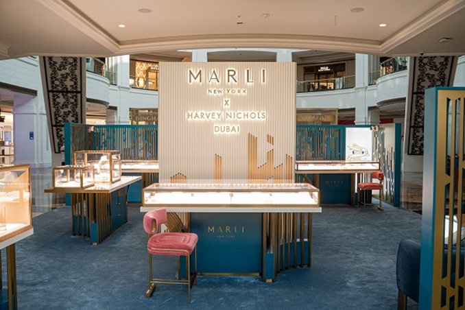 مارلي نيويورك x هارفي نيكلز دبي: لحظة لامعة في قلب الشتاء